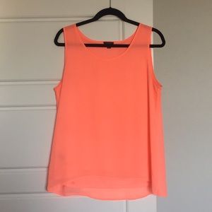 Coral tank top
